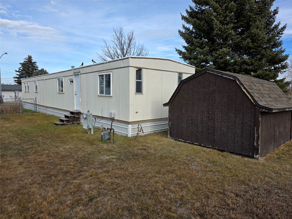 Photo of 1805 Joslyn Street #327, Helena, MT 59601 (MLS # 30061257)