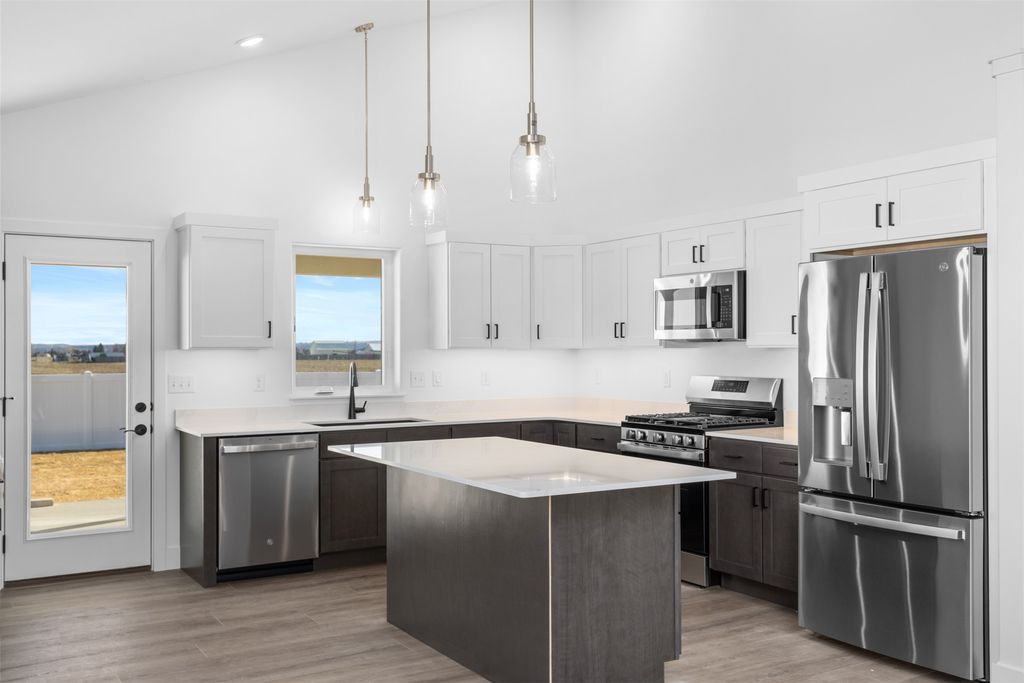 Photo of 2239 Slate Road, Billings, MT 59106 (MLS # 30065200)