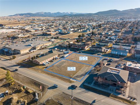 Tiny photo for 935 W Custer Avenue, Helena, MT 59601 (MLS # 30069183)