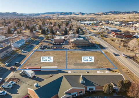 Tiny photo for 935 W Custer Avenue, Helena, MT 59601 (MLS # 30069183)