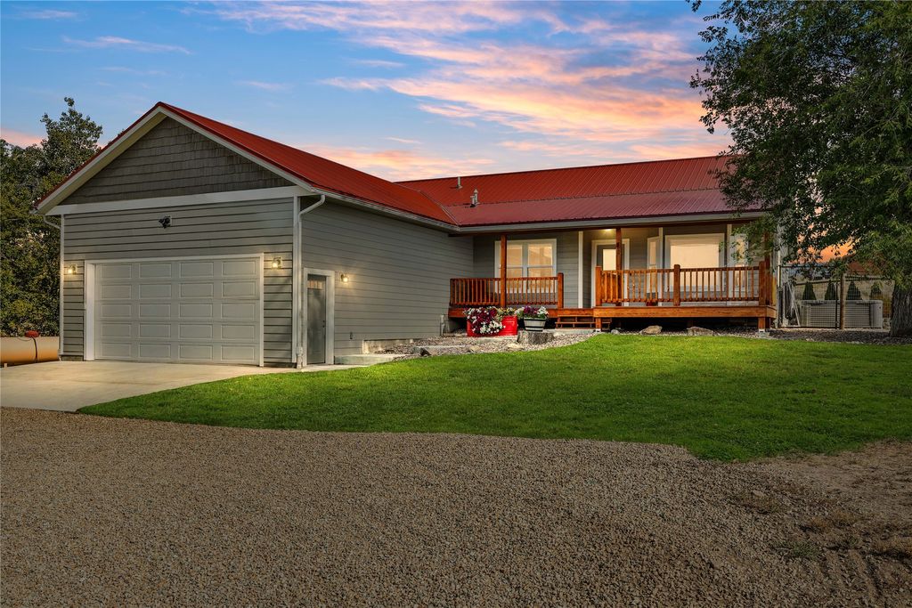 Photo of 999 Websters Way, Stevensville, MT 59870 (MLS # 30058415)