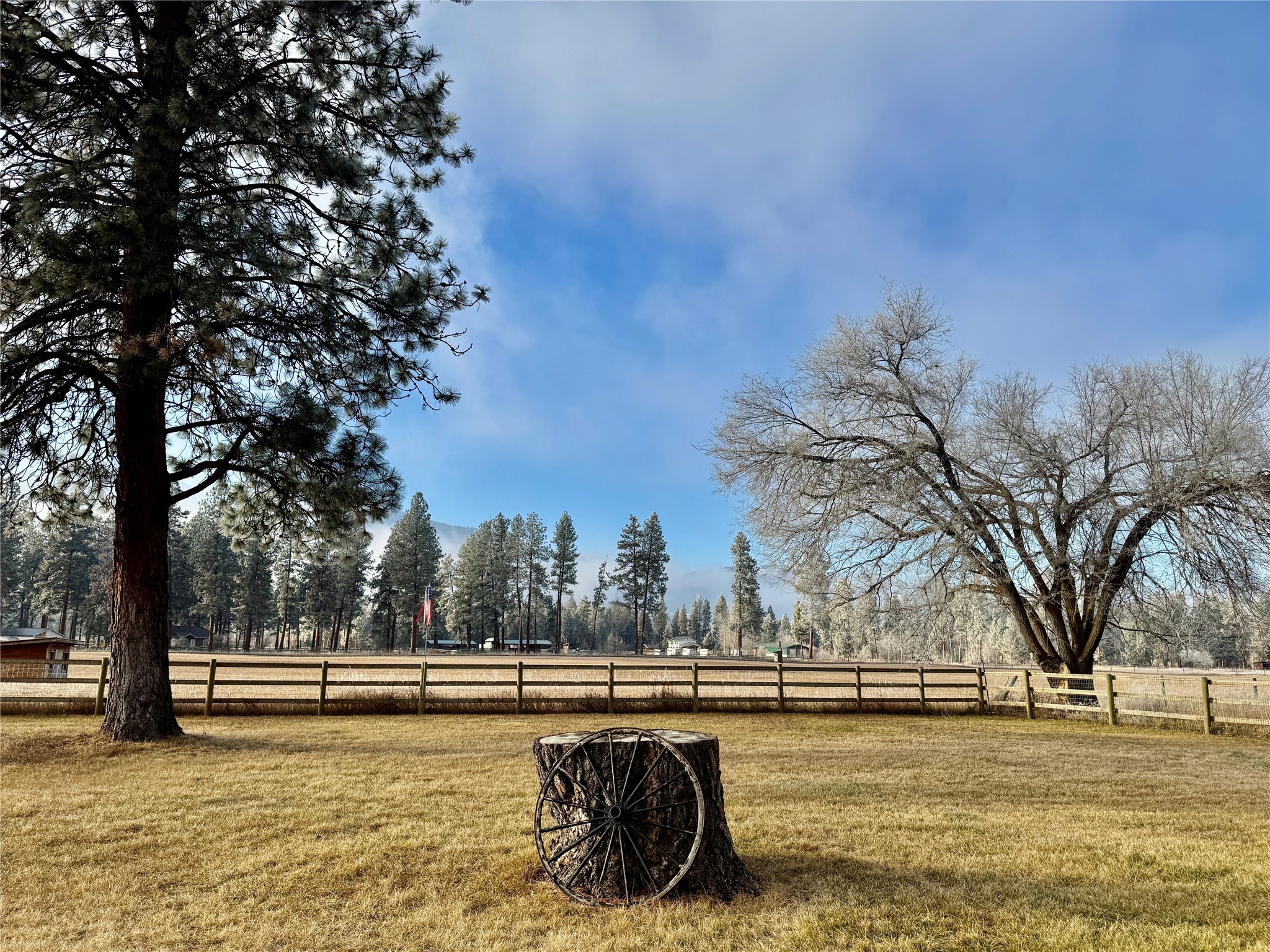 3600 E Carlton Creek Road