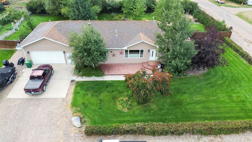 Photo of 410 Front Street, Fort Benton, MT 59442 (MLS # 30064977)