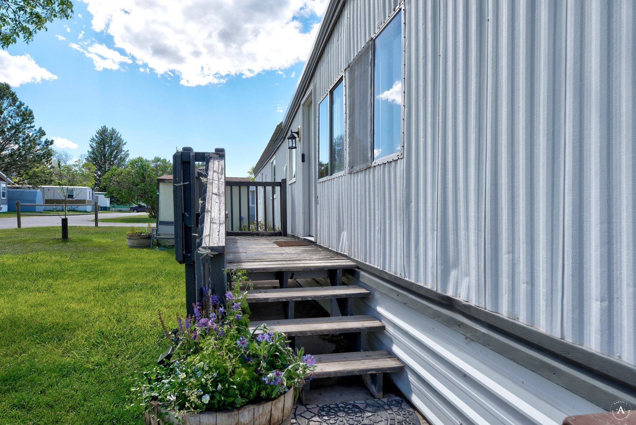 Helena, Montana 59601, United States, 2 Bedrooms Bedrooms, ,1 BathroomBathrooms,Residential,Pending,55138