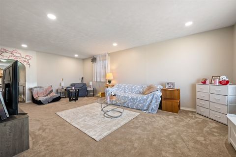 Tiny photo for 605 Walnut Street, Anaconda, MT 59711 (MLS # 30069646)