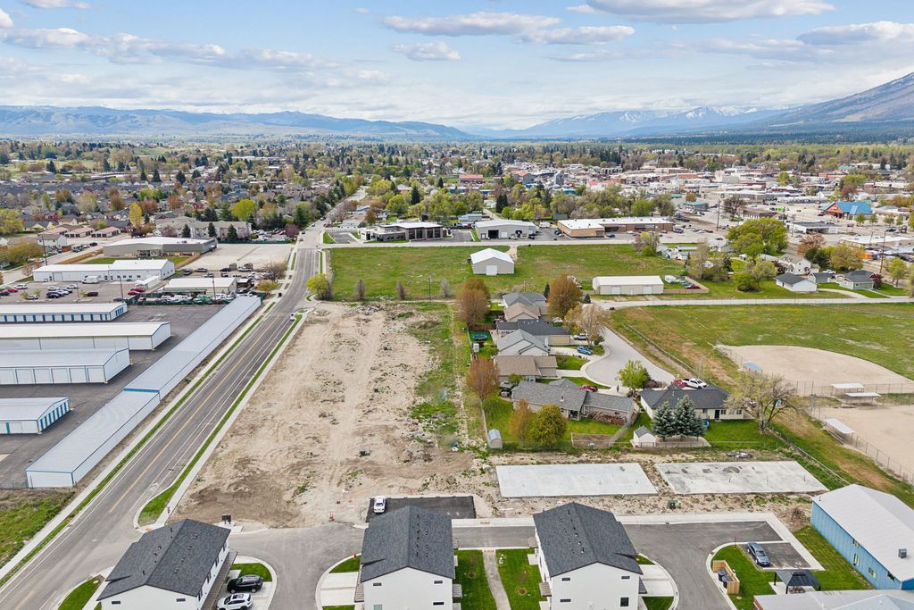 Photo of 201, 203,205, 207 Amusement Avenue, Hamilton, MT 59840 (MLS # 30064982)