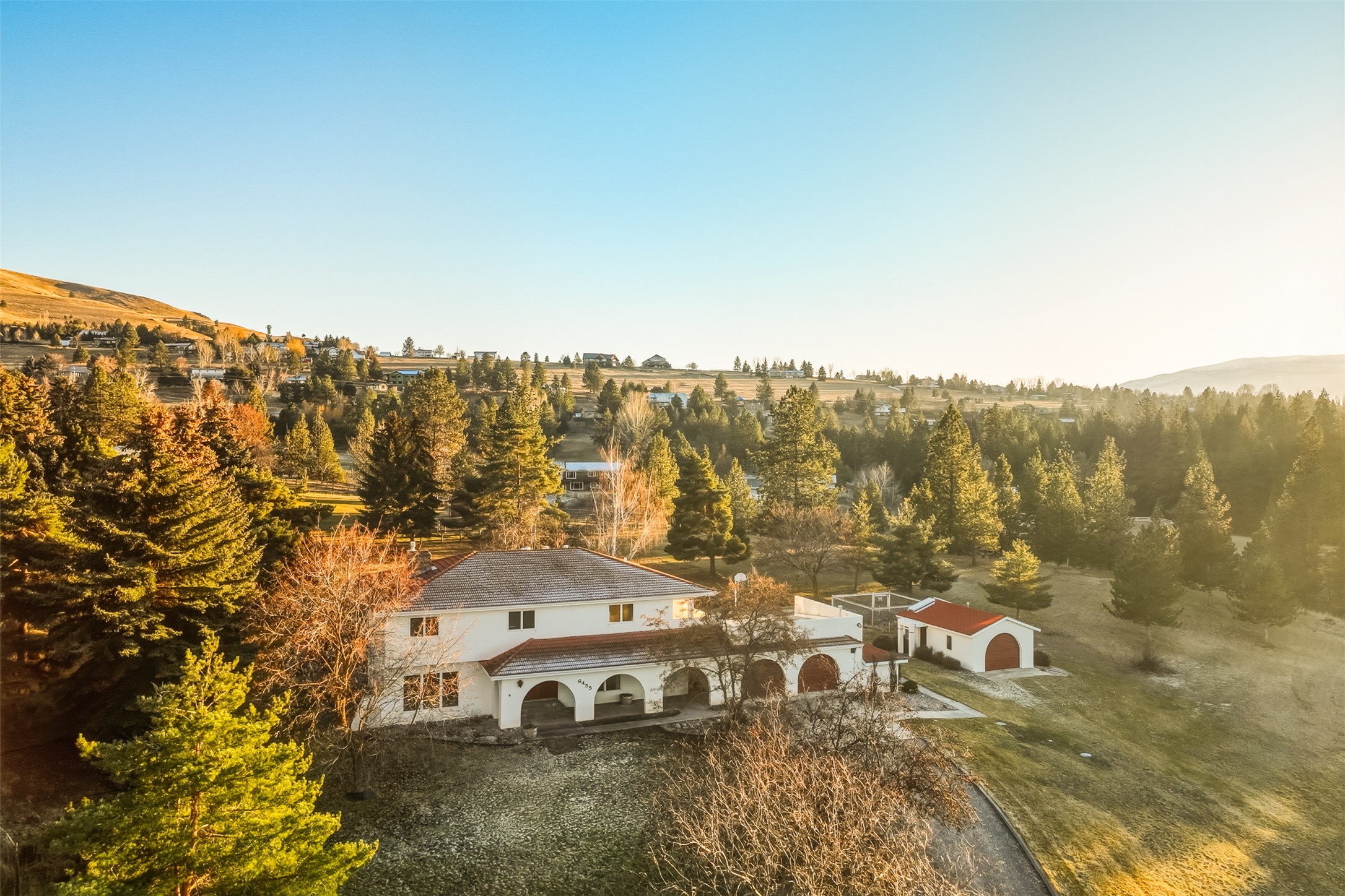 6455 S Meadowwood Lane