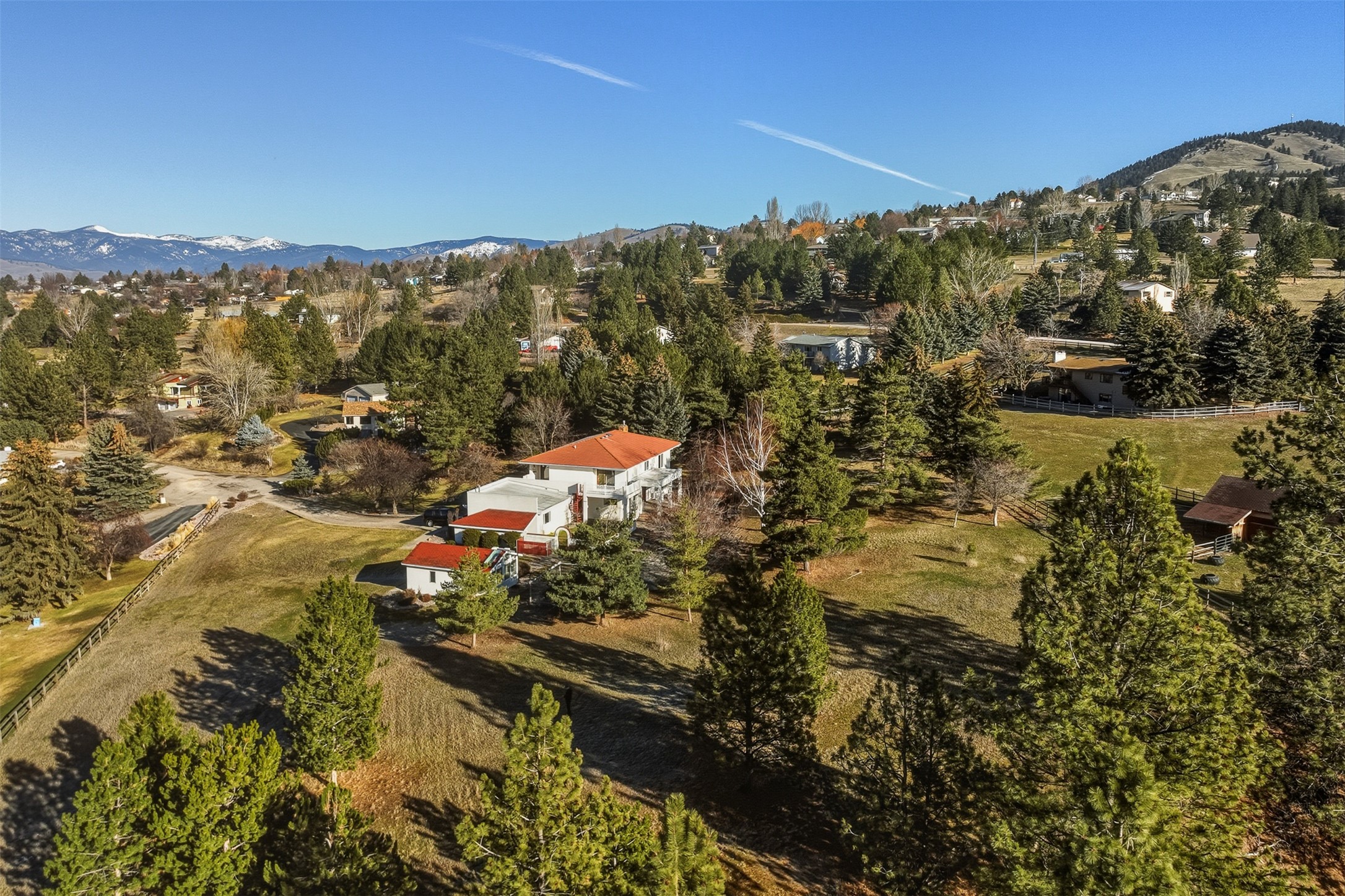 6455 S Meadowwood Lane