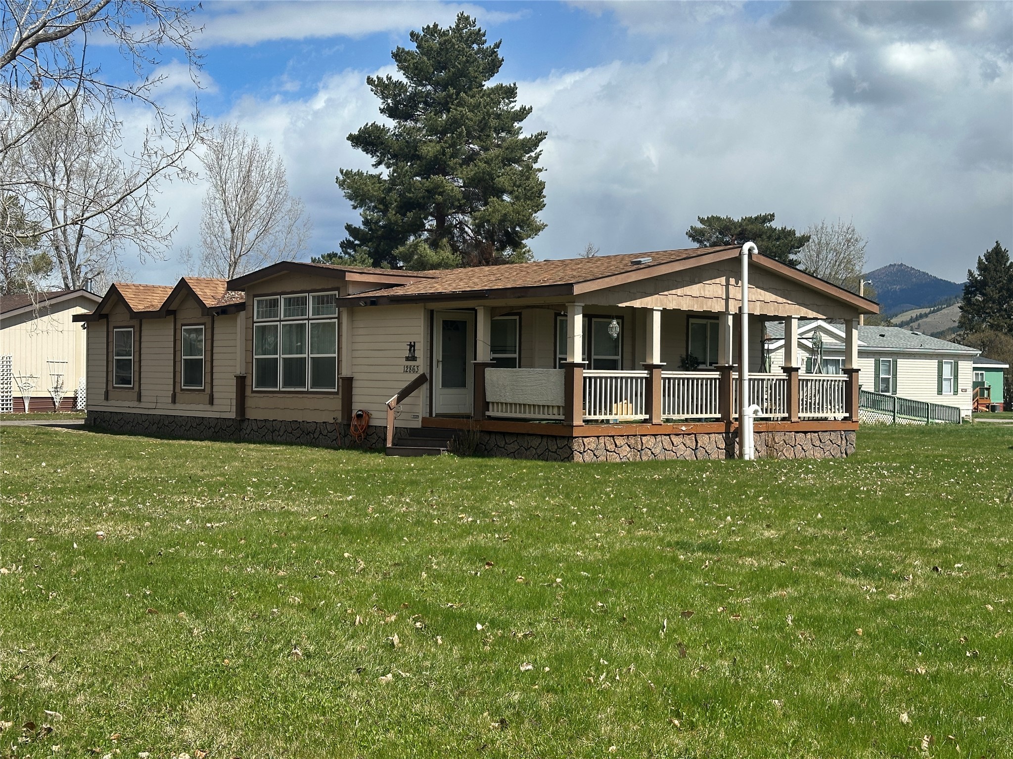 12863 Agate Drive