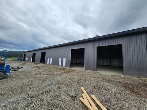 Photo of 104 Rocky Cliff Lane, Kalispell, MT 59901 (MLS # 30050122)