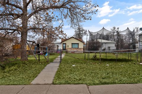 Photo of 1121 6th Avenue S, Great Falls, MT 59405 (MLS # 30063376)
