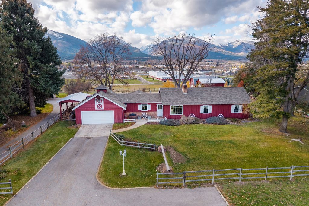 Photo of 183 Eastside Hwy Hwy, Hamilton, MT 59840 (MLS # 30060562)