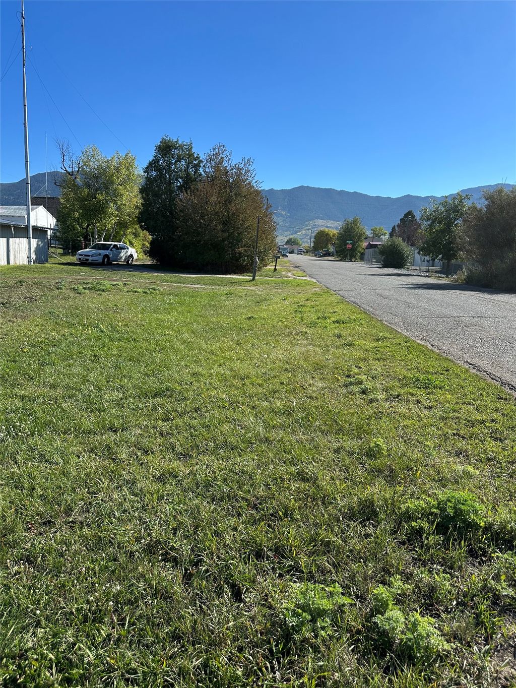 Photo of 1801 Yale Avenue, Butte, MT 59701 (MLS # 30068422)