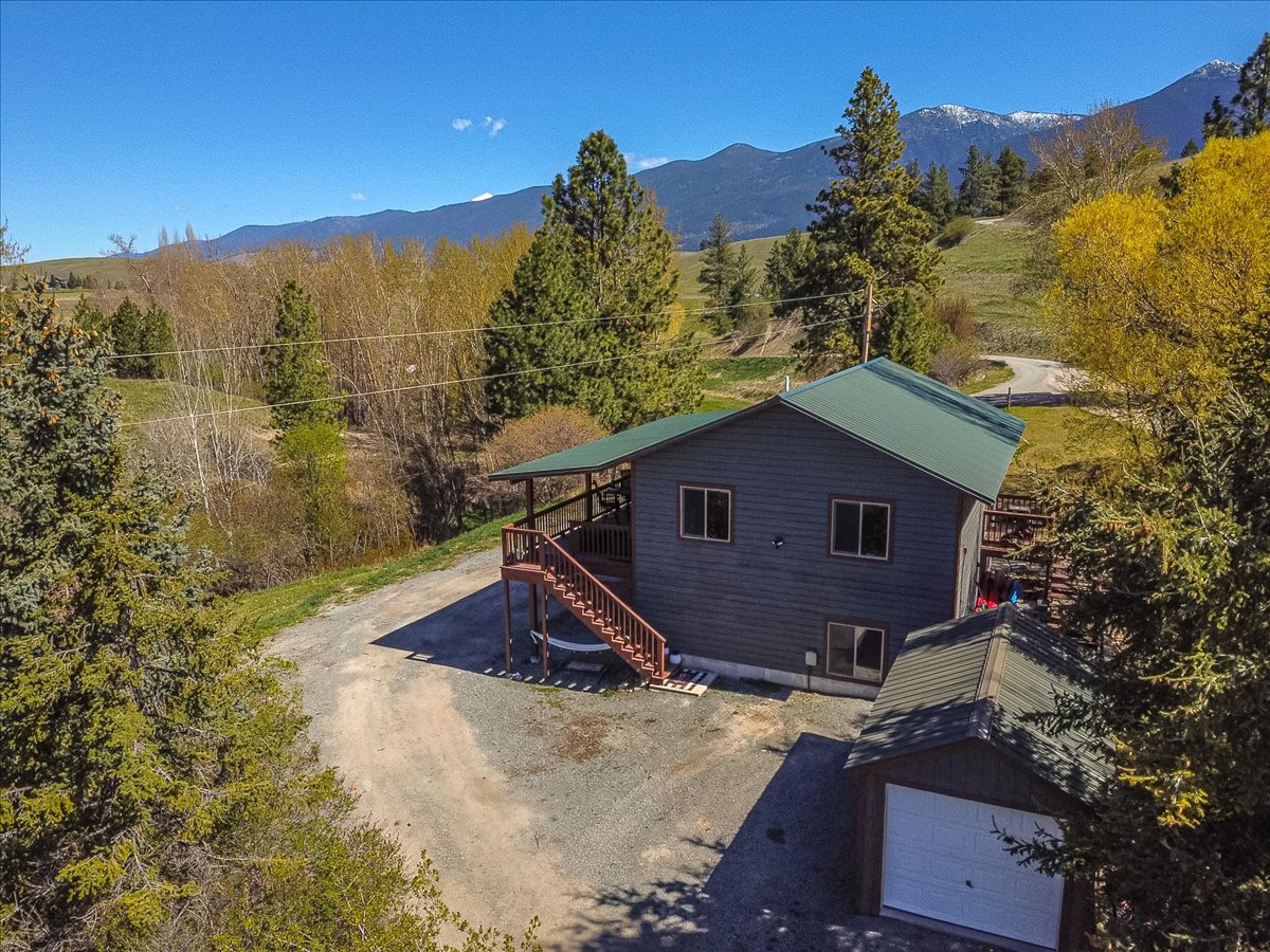 125 Spring Lane