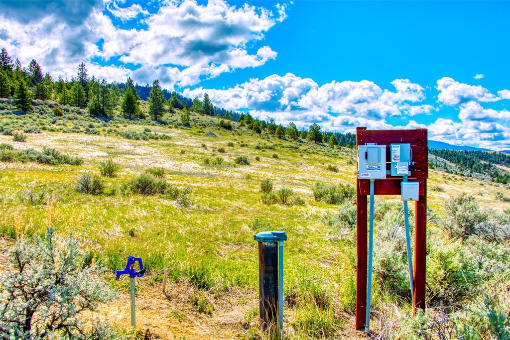 Photo of 2136 Blue Sage Trail, Corvallis, MT 59828 (MLS # 30049836)