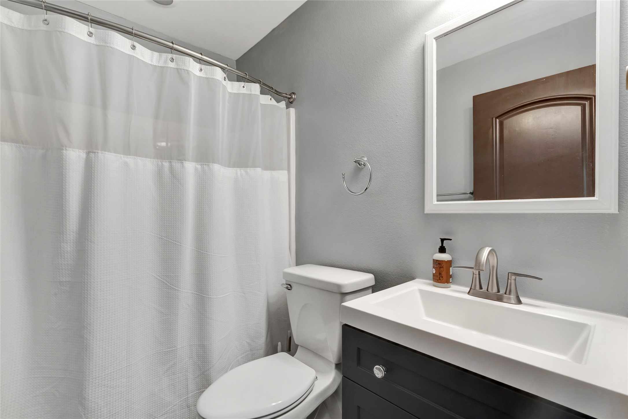 Superior, Montana 59872, United States, 5 Bedrooms Bedrooms, ,3 BathroomsBathrooms,Residential,Pending,49835