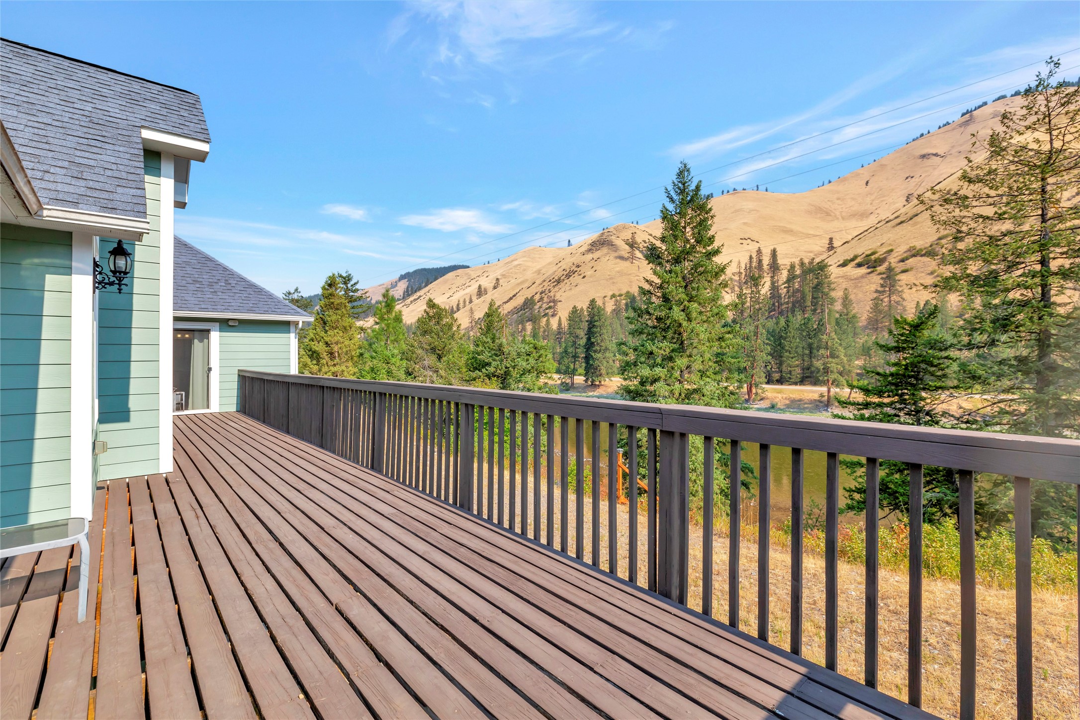 Superior, Montana 59872, United States, 5 Bedrooms Bedrooms, ,3 BathroomsBathrooms,Residential,Pending,49835