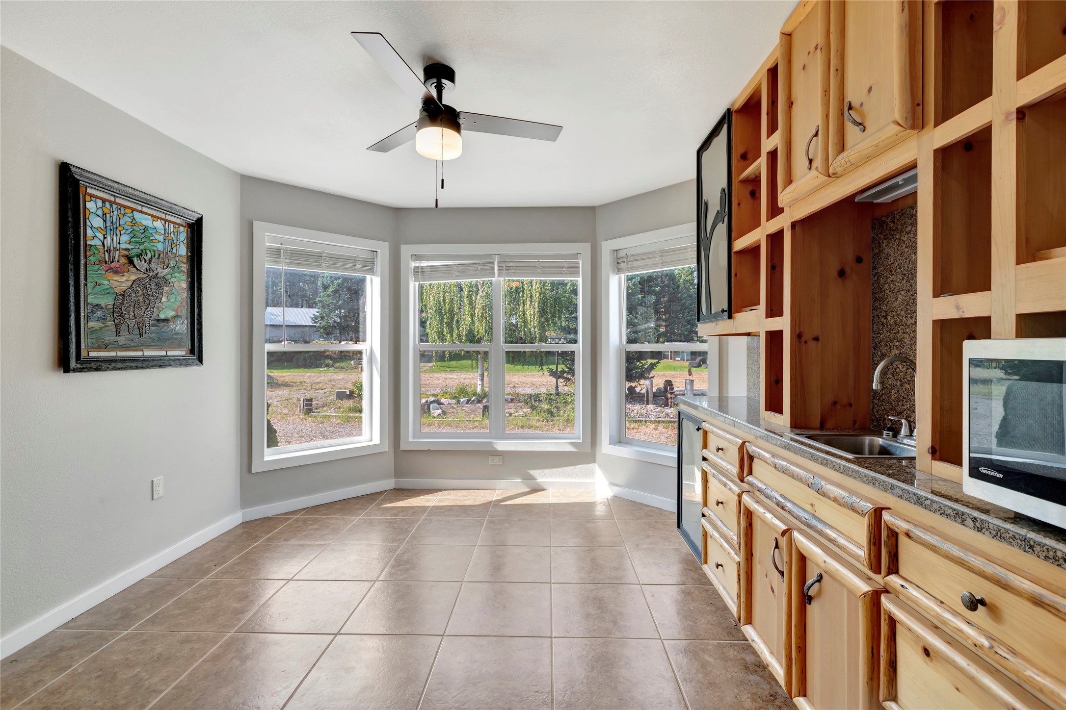 Superior, Montana 59872, United States, 5 Bedrooms Bedrooms, ,3 BathroomsBathrooms,Residential,Pending,49835