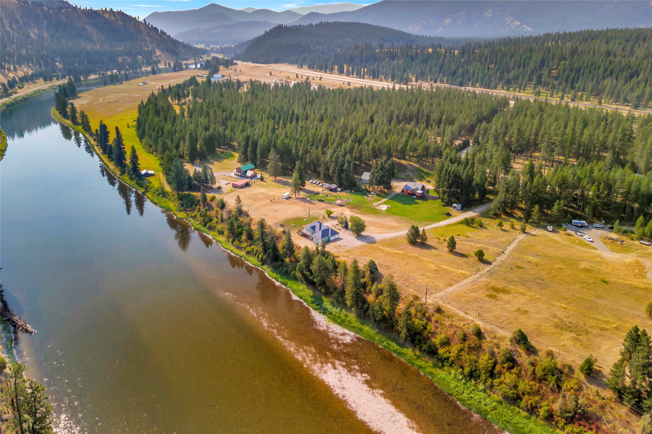 Superior, Montana 59872, United States, 5 Bedrooms Bedrooms, ,3 BathroomsBathrooms,Residential,Pending,49835