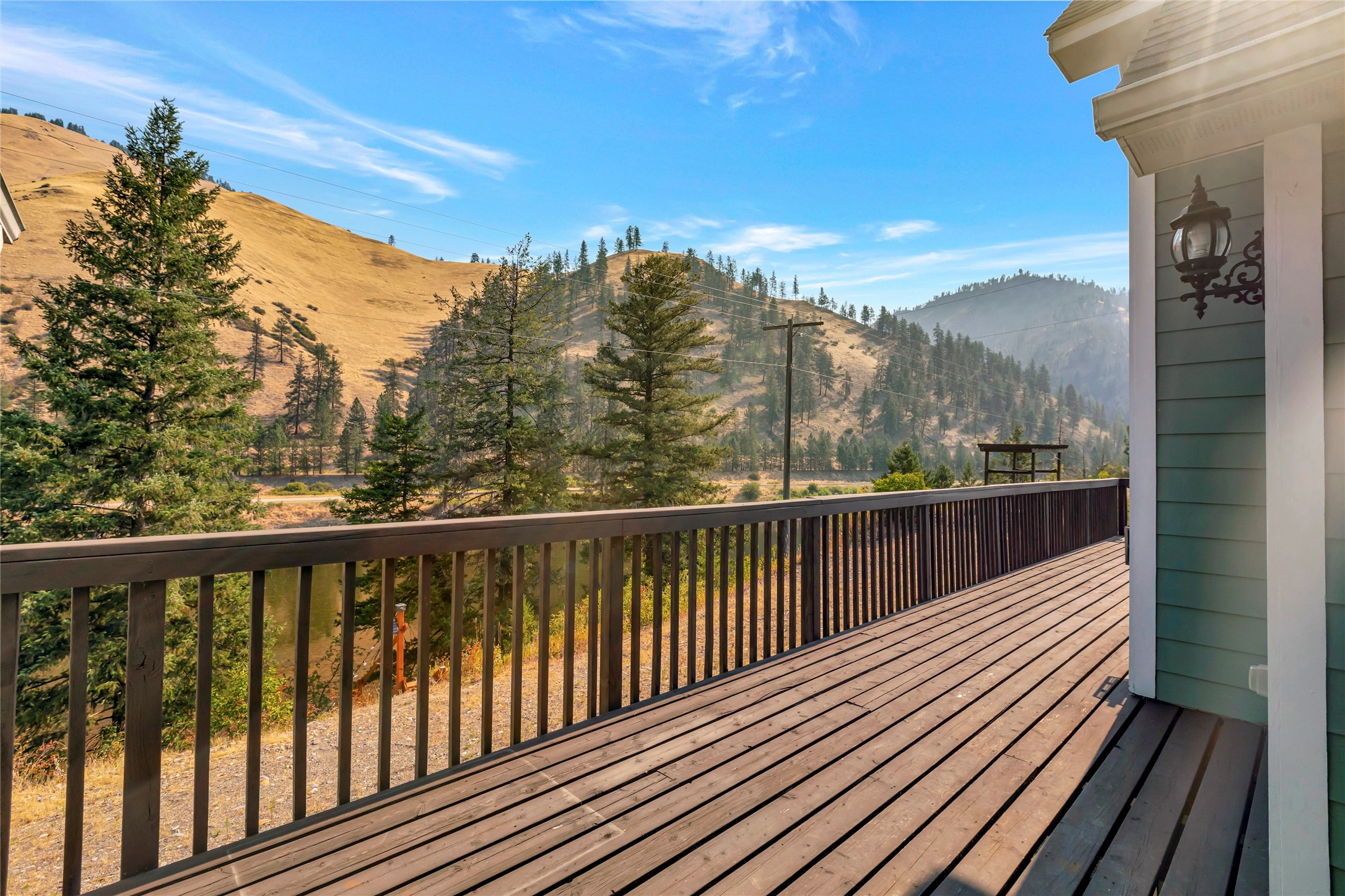 Superior, Montana 59872, United States, 5 Bedrooms Bedrooms, ,3 BathroomsBathrooms,Residential,Pending,49835