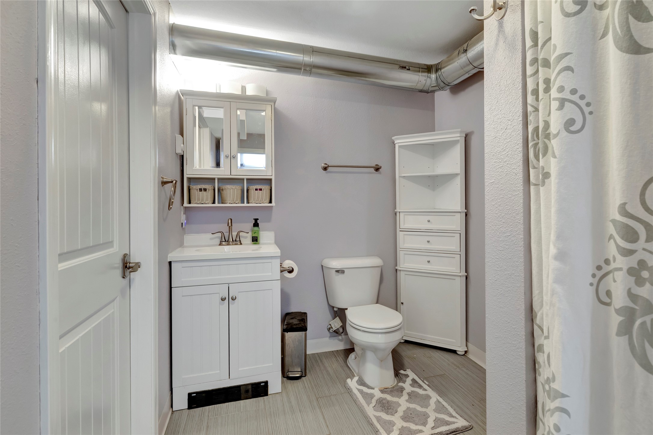 Superior, Montana 59872, United States, 5 Bedrooms Bedrooms, ,3 BathroomsBathrooms,Residential,Pending,49835