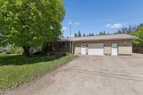 Photo of 115 Spring Creek Drive, Kalispell, MT 59901 (MLS # 30070704)