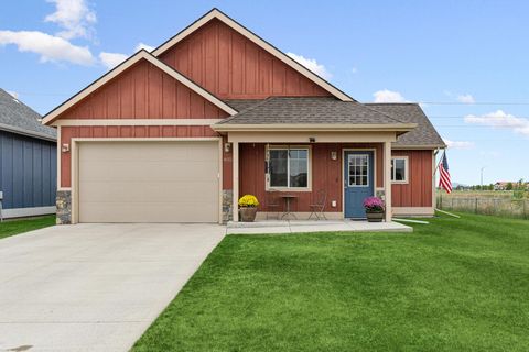 Photo of 405 Hollyhock Lane, Kalispell, MT 59901 (MLS # 30056875)