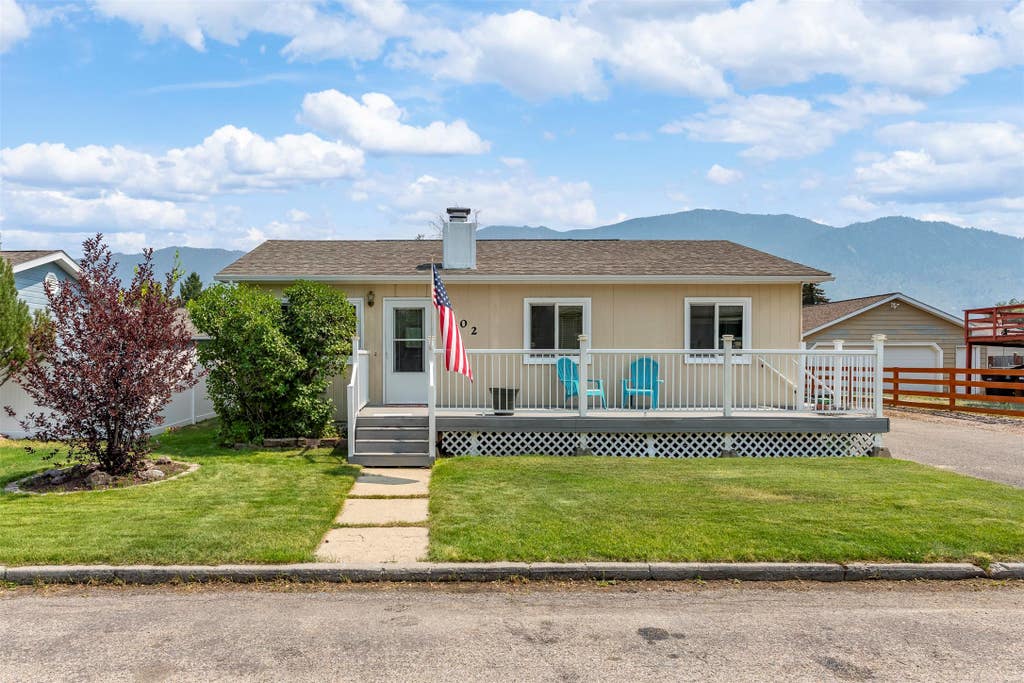 Photo of 102 Star Lane, Butte, MT 59701 (MLS # 30075967)