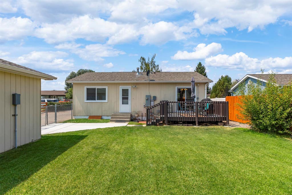 Photo of 102 Star Lane, Butte, MT 59701 (MLS # 30075967)