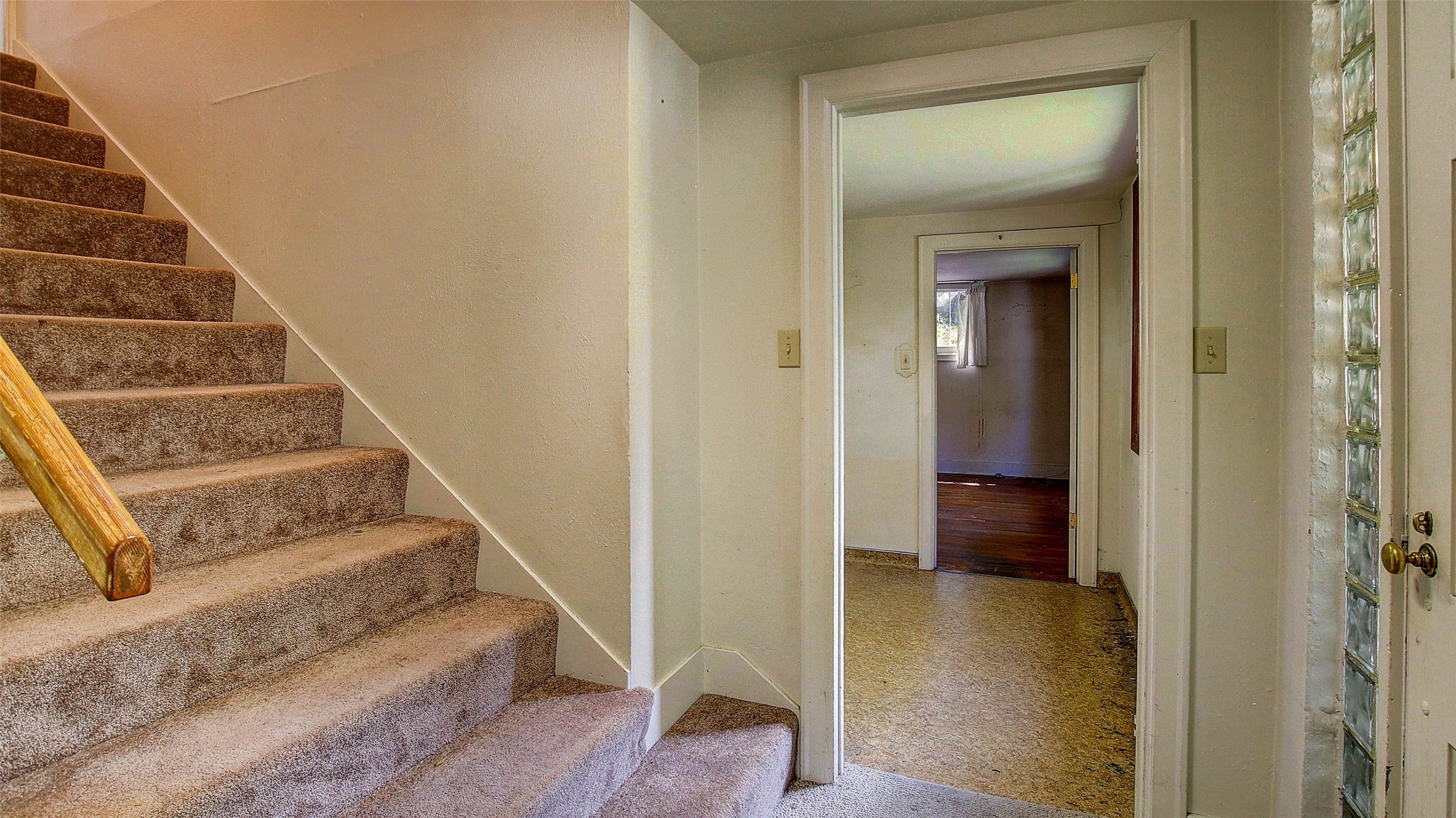 Missoula, Montana 59801, United States, 4 Bedrooms Bedrooms, ,2 BathroomsBathrooms,Residential,Pending,52360