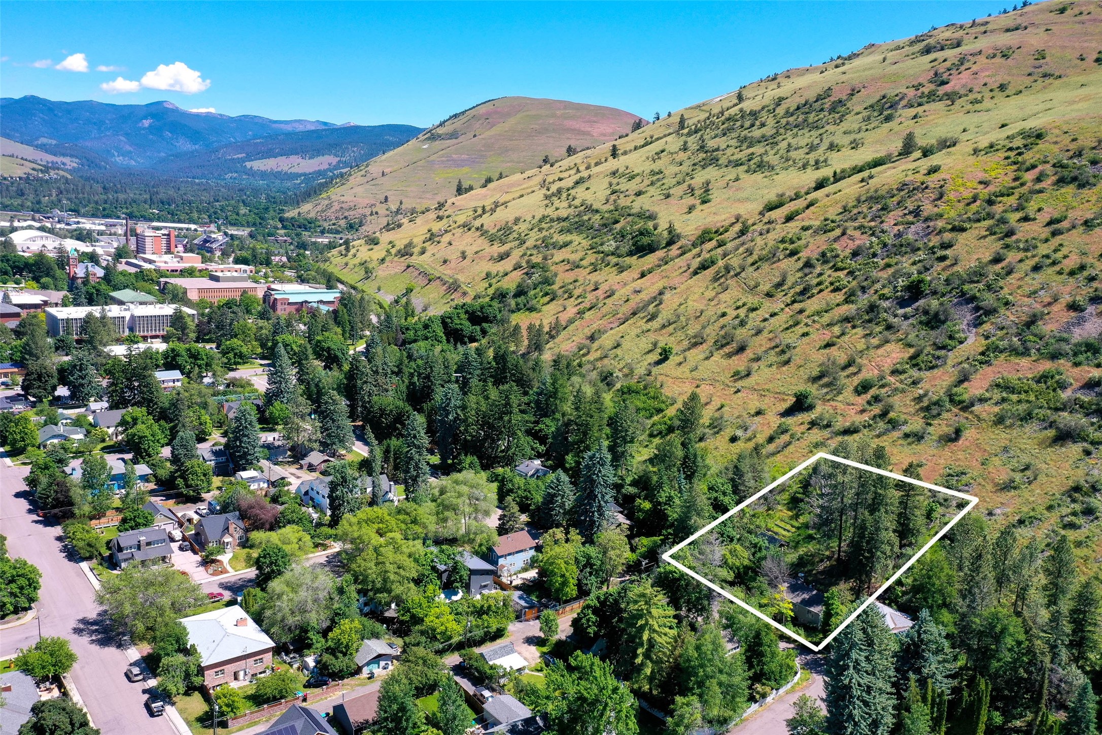 Missoula, Montana 59801, United States, 4 Bedrooms Bedrooms, ,2 BathroomsBathrooms,Residential,Pending,52360