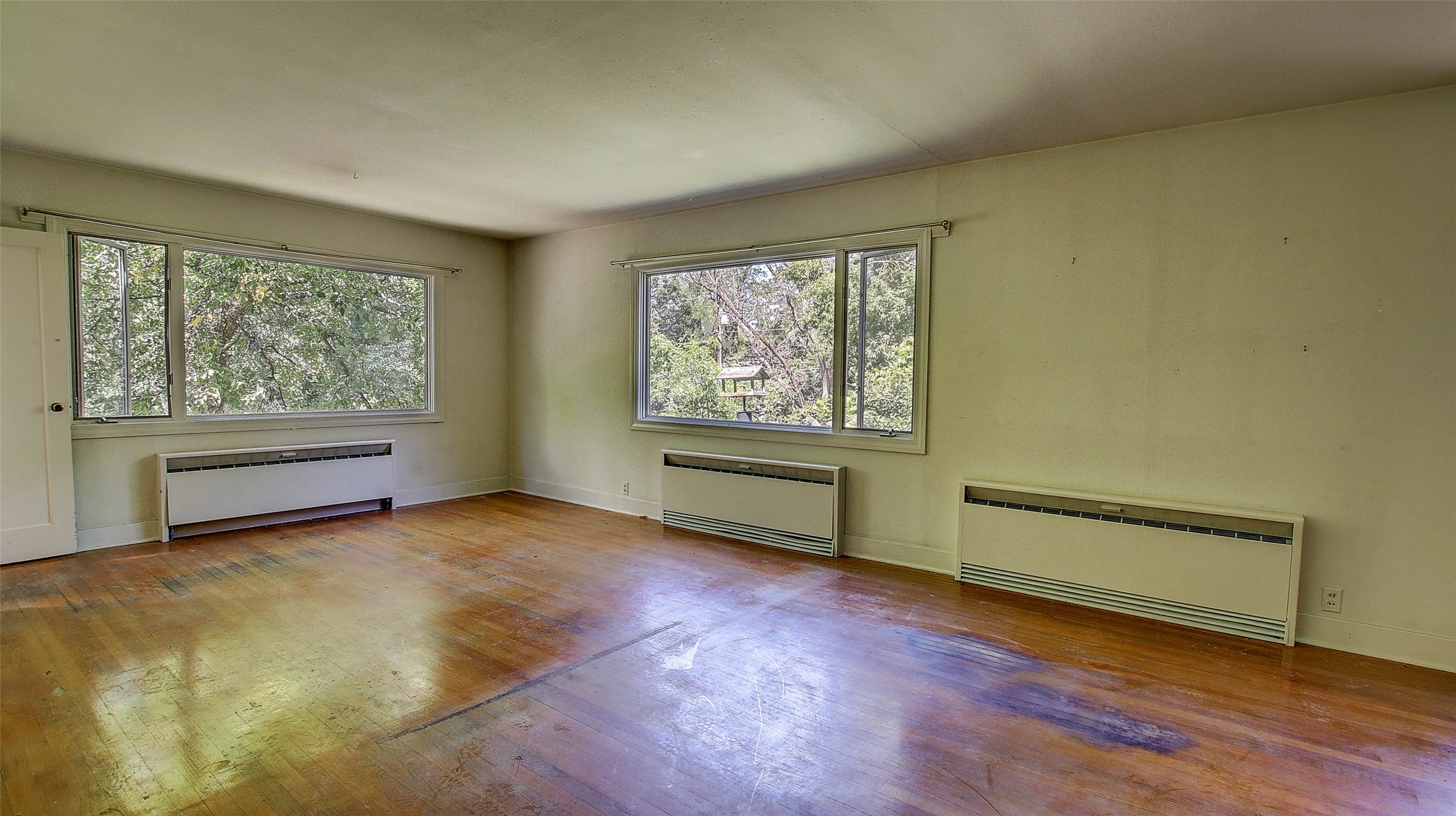 Missoula, Montana 59801, United States, 4 Bedrooms Bedrooms, ,2 BathroomsBathrooms,Residential,Pending,52360