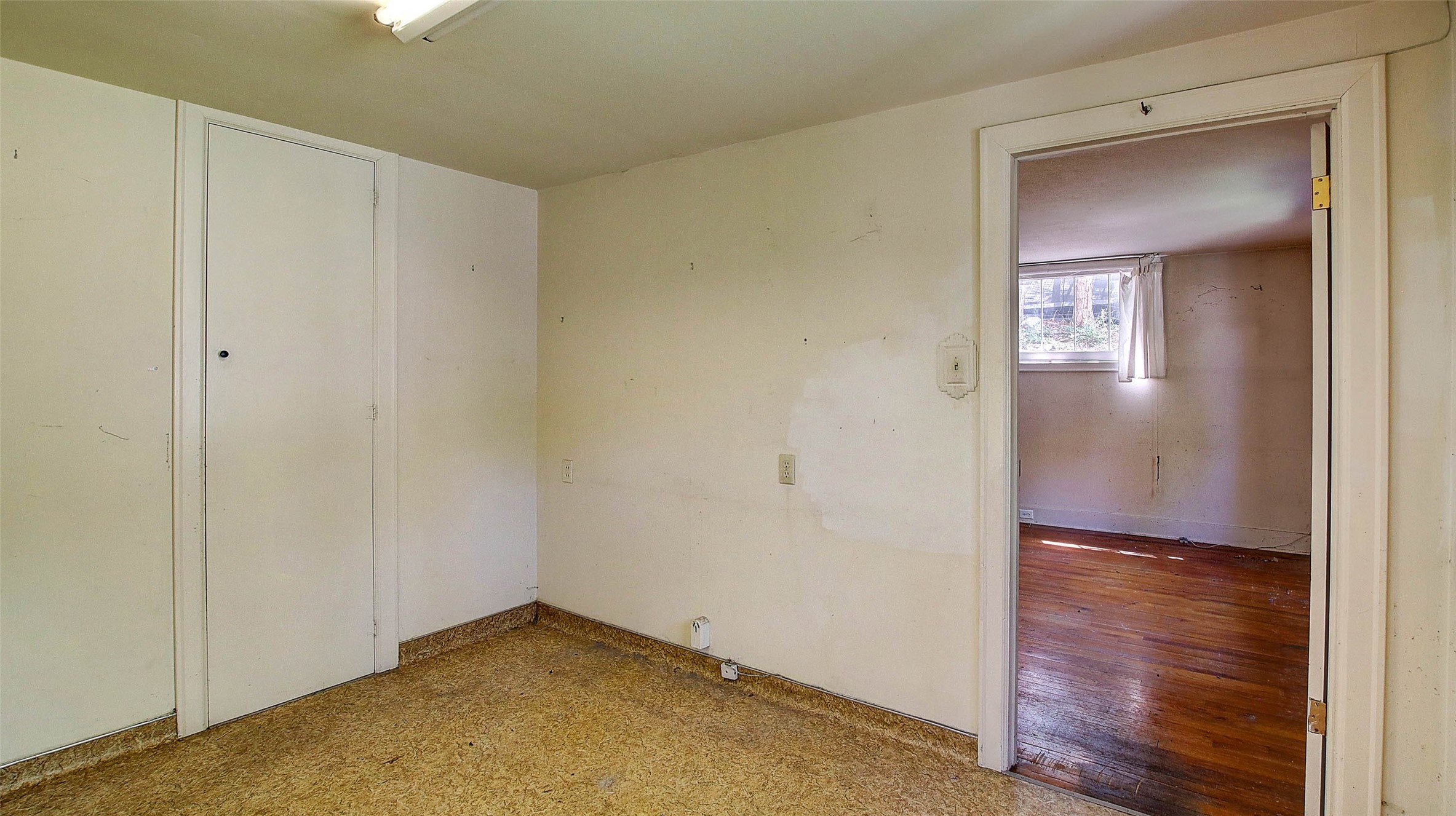 Missoula, Montana 59801, United States, 4 Bedrooms Bedrooms, ,2 BathroomsBathrooms,Residential,Pending,52360