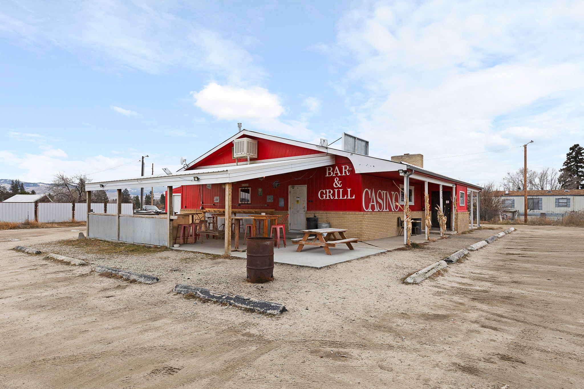 2420 Railroad Avenue