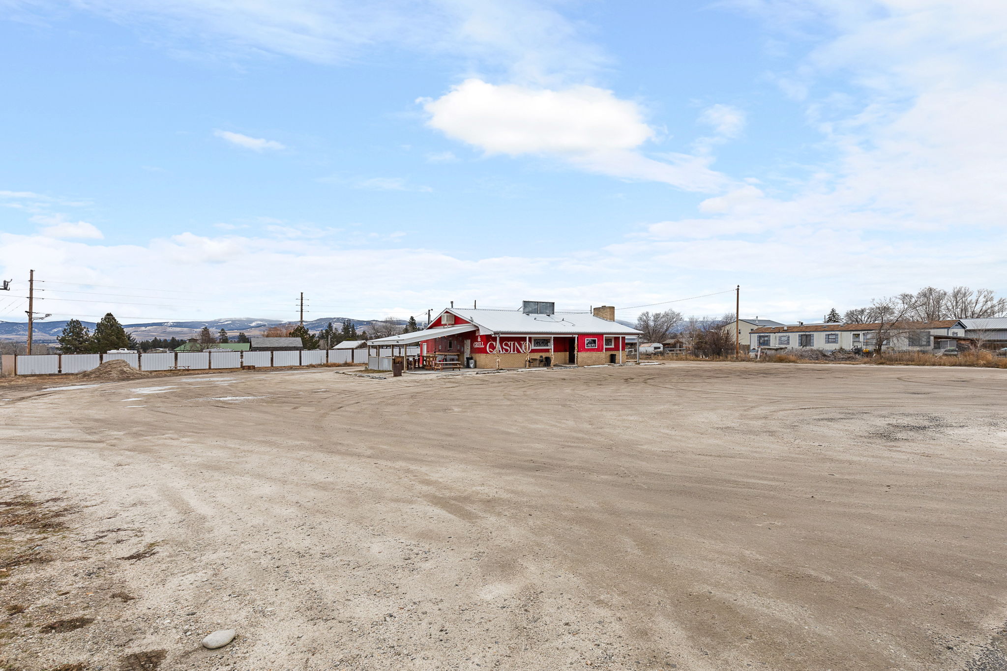 2420 Railroad Avenue