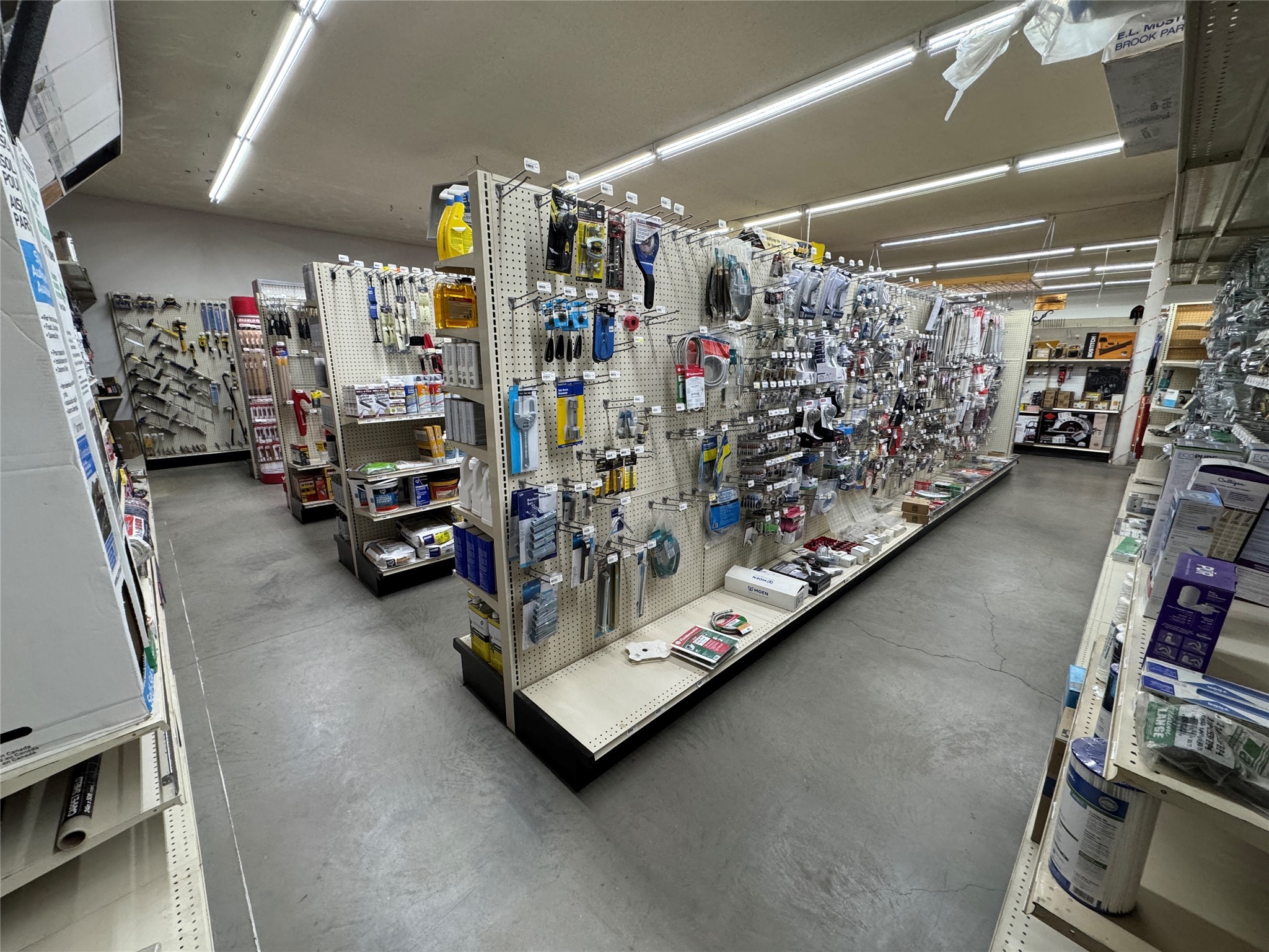 Deer Lodge, Montana 59722, United States, ,Commercial,Active,87703