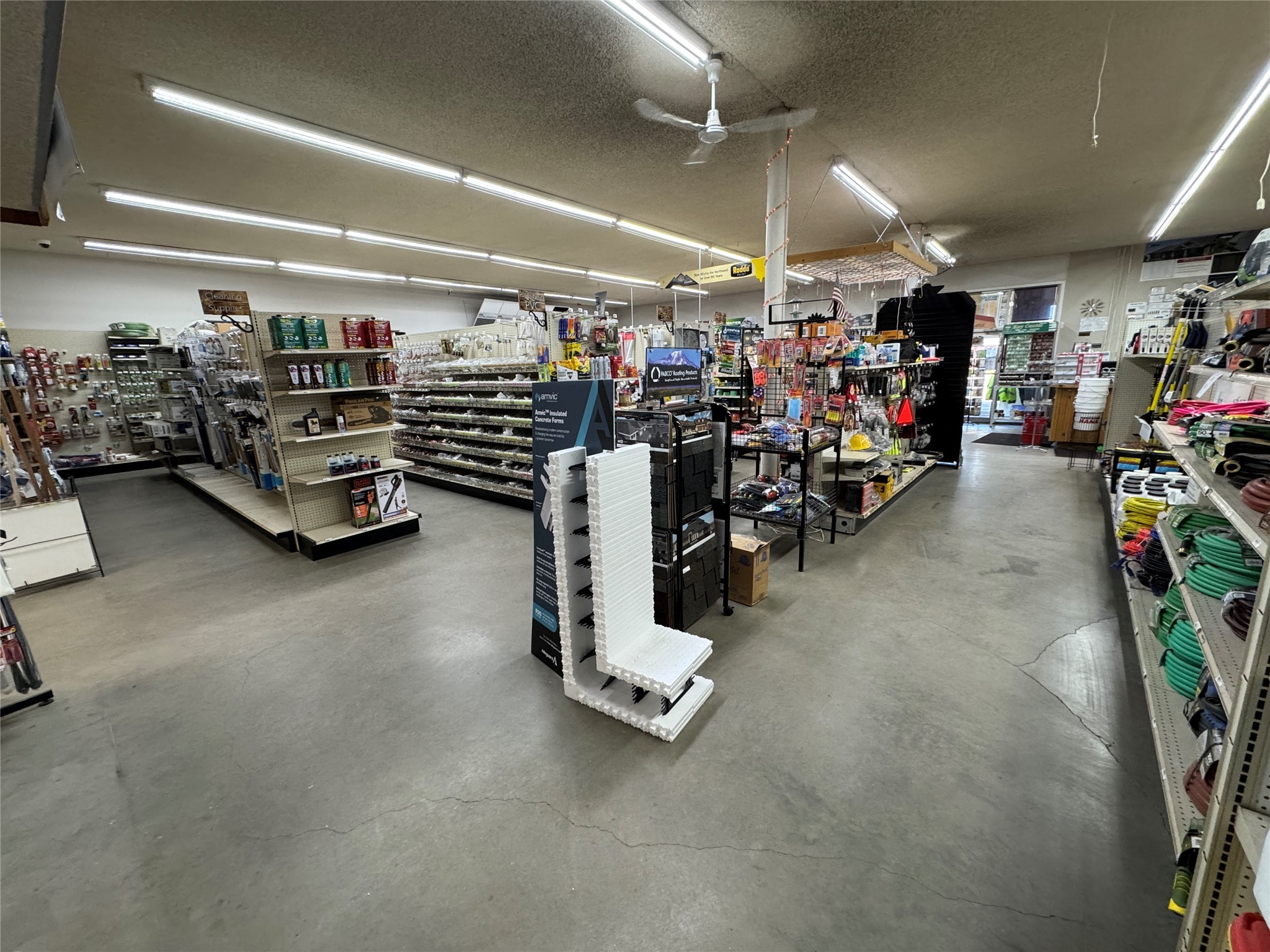 Deer Lodge, Montana 59722, United States, ,Commercial,Active,87703