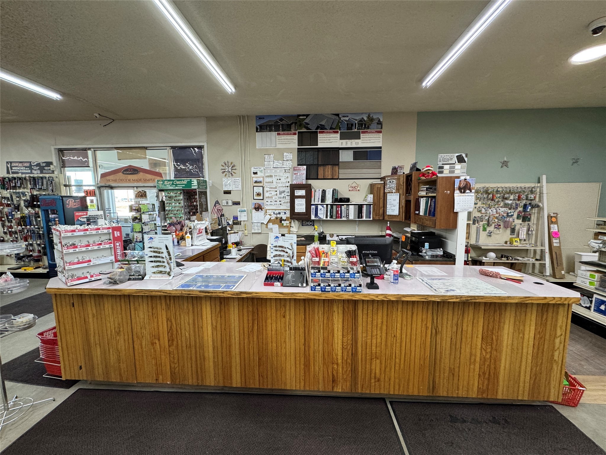 Deer Lodge, Montana 59722, United States, ,Commercial,Active,87703