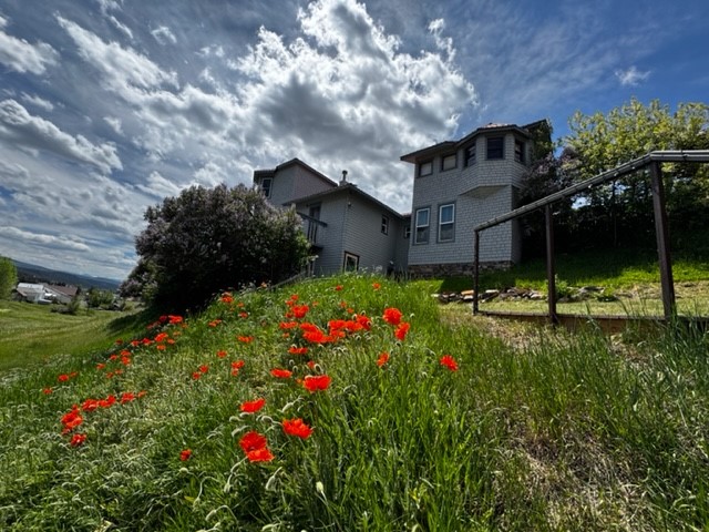 109 W Harrison Avenue