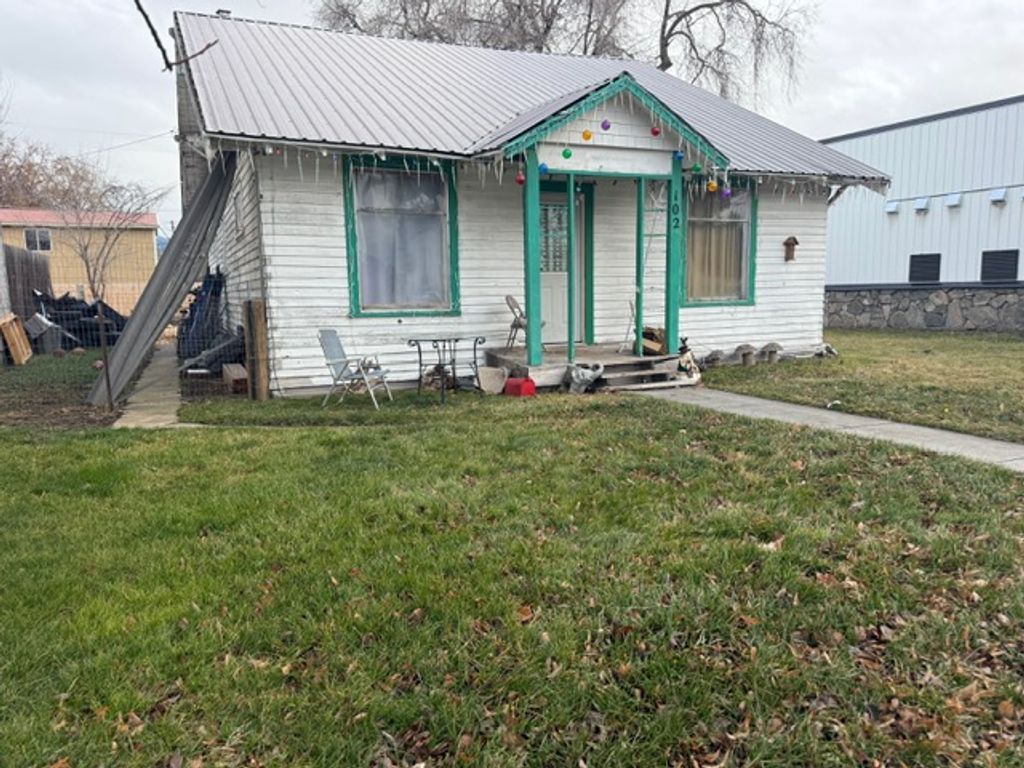 Photo of 1024 Main Street, Corvallis, MT 59828 (MLS # 30063628)