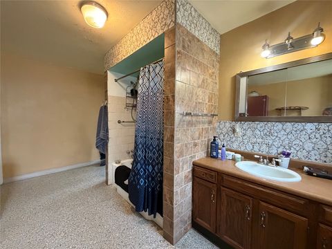 Tiny photo for 401 N Wyoming Street, Butte, MT 59701 (MLS # 30071646)