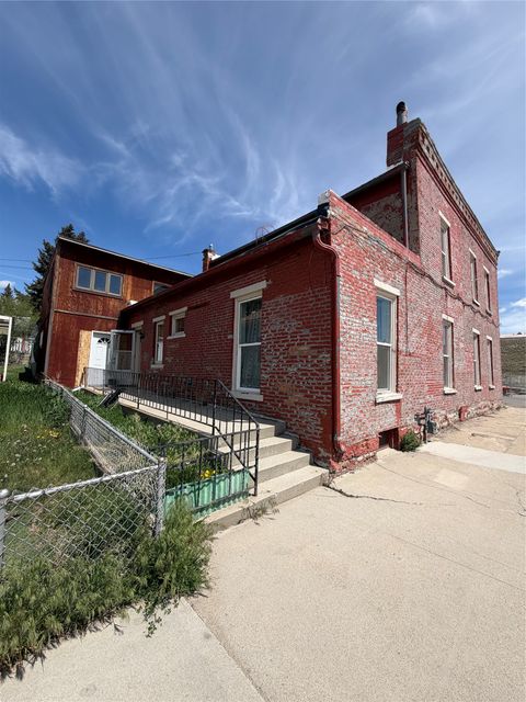 Tiny photo for 401 N Wyoming Street, Butte, MT 59701 (MLS # 30071646)
