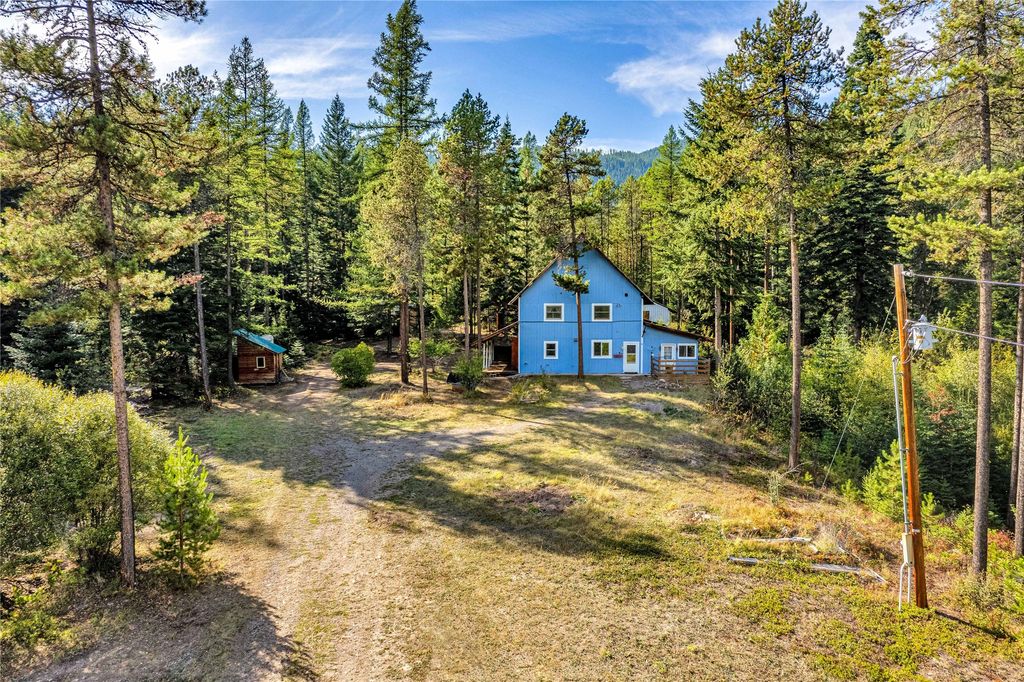 Photo of 1059 Grizzly Mountain Road, Missoula, MT 59808 (MLS # 30066840)