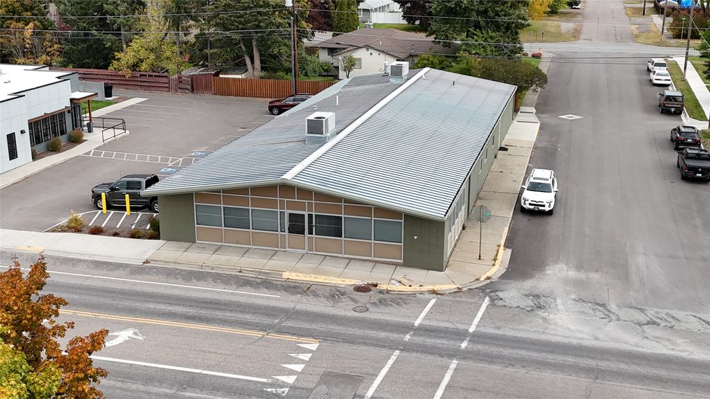 Photo of 235 Nucleus Avenue, Columbia Falls, MT 59912 (MLS # 30060019)