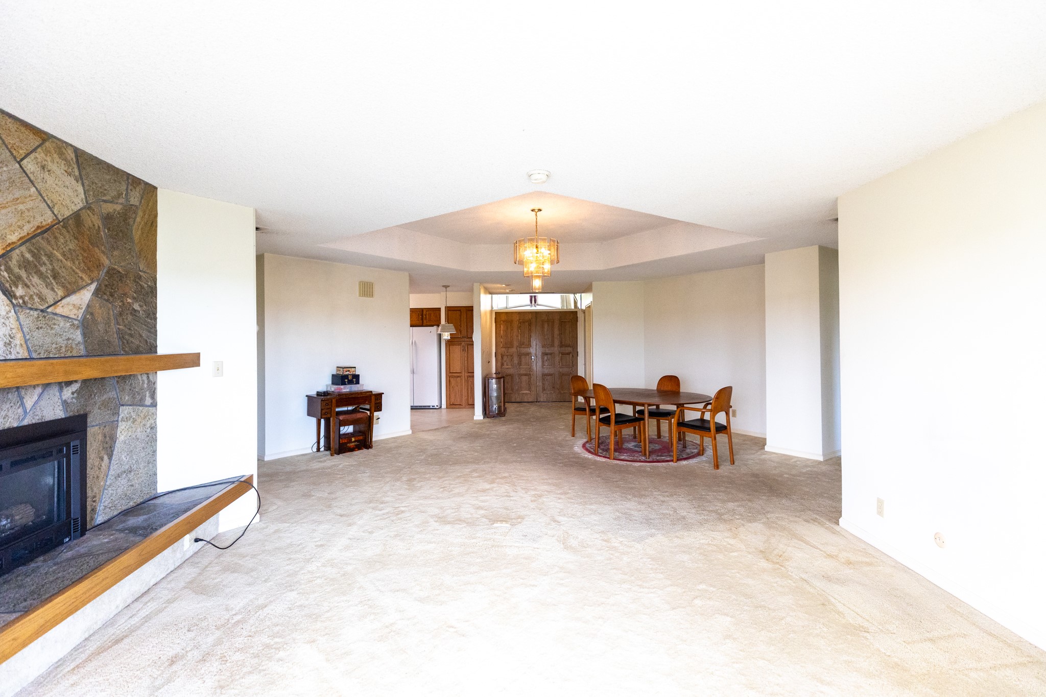 405 Park Drive N 7E