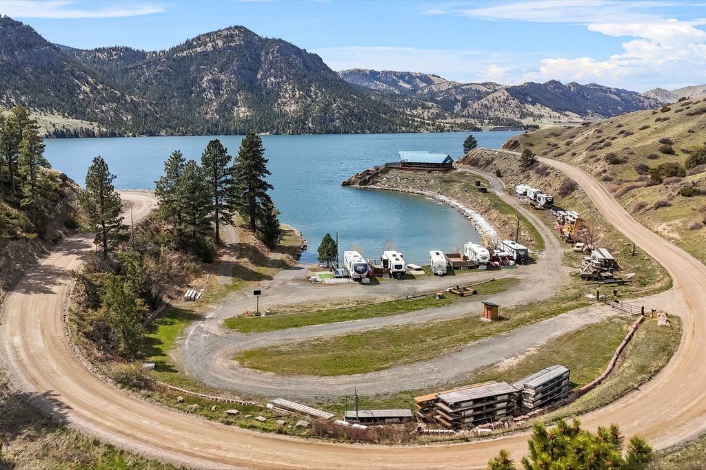 Photo of 2032 Beartooth Road, Wolf Creek, MT 59648 (MLS # 30069113)