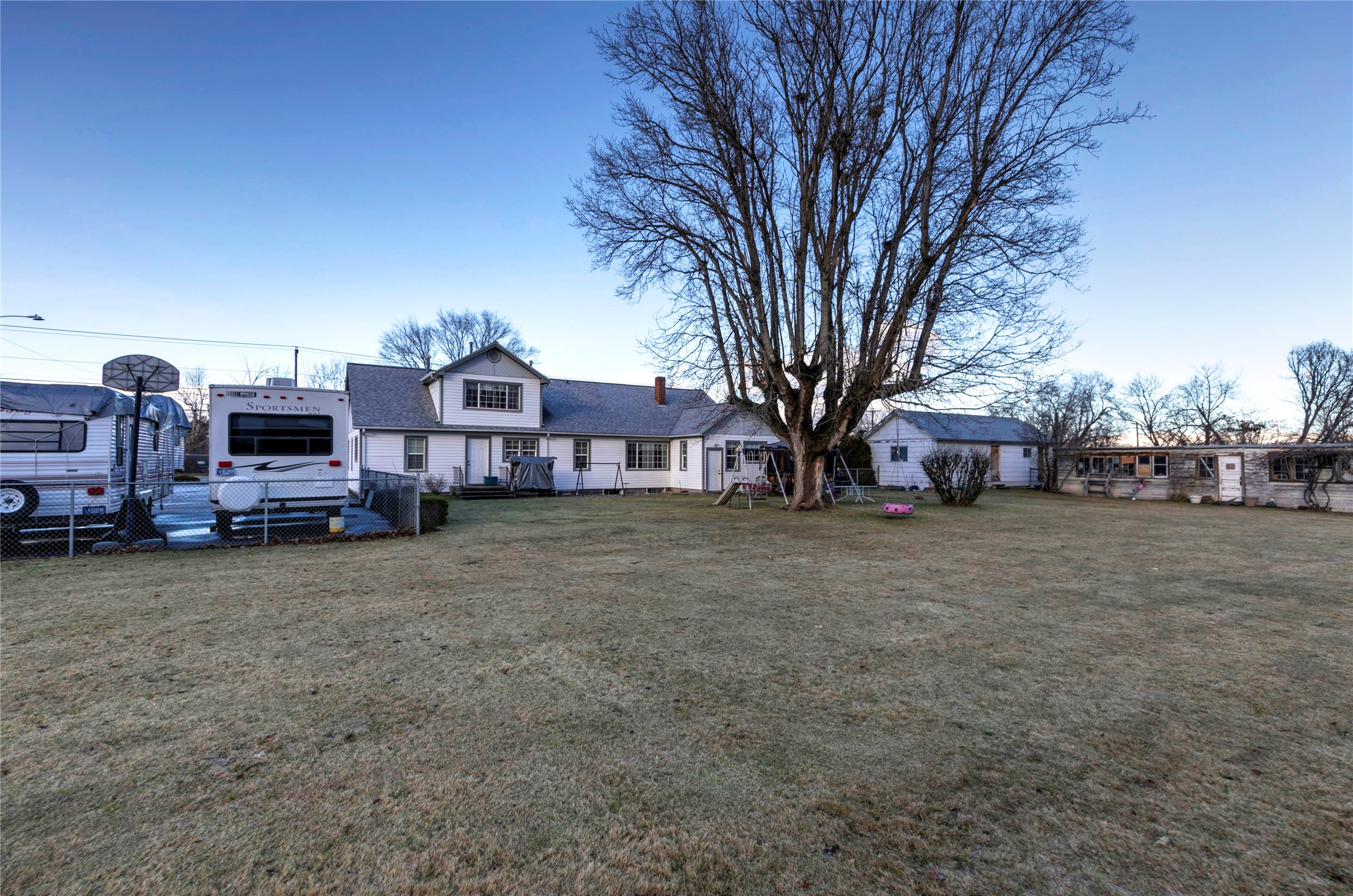 970 S Reserve Street