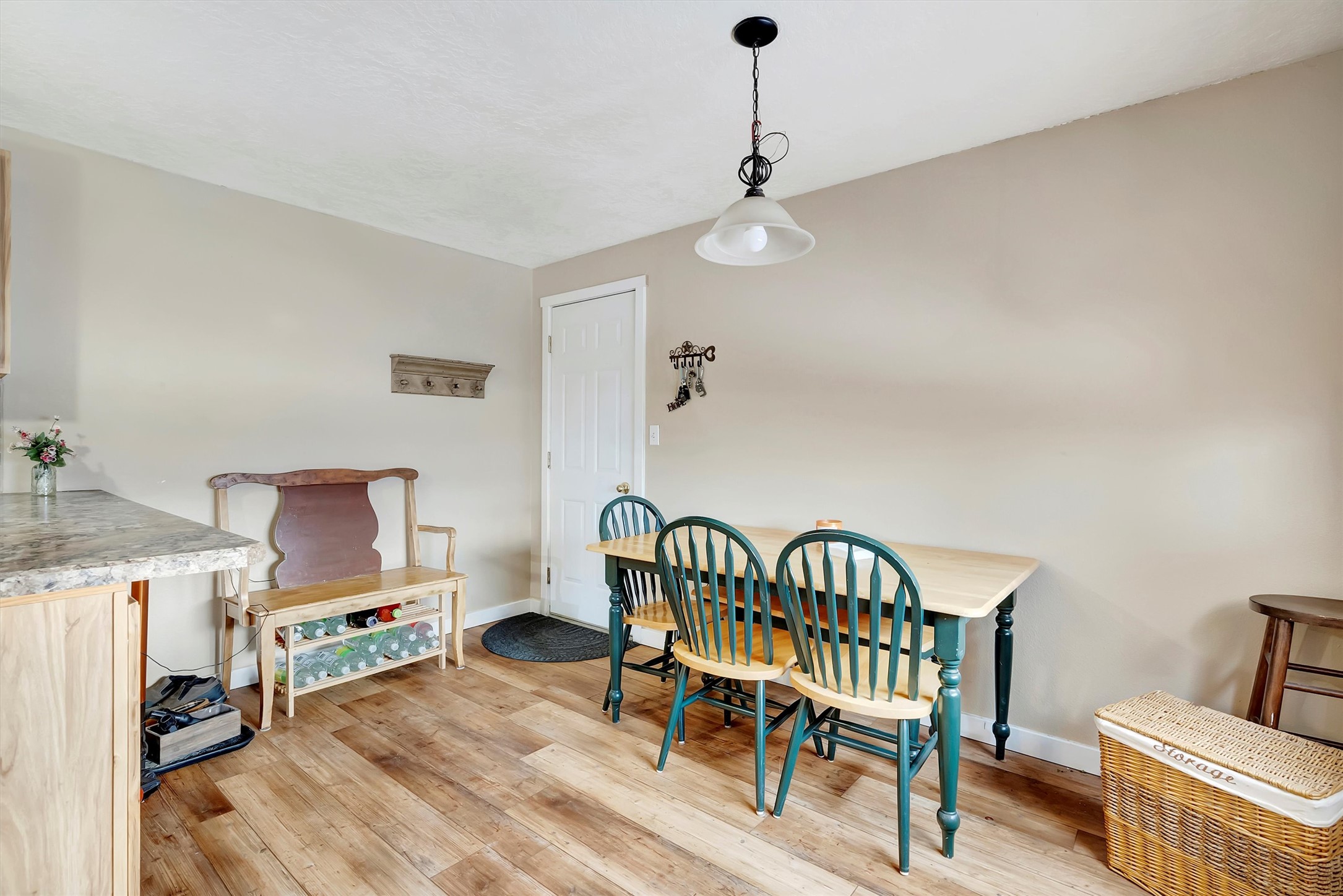 Florence, Montana 59833, United States, 4 Bedrooms Bedrooms, ,2 BathroomsBathrooms,Residential,Pending,14923