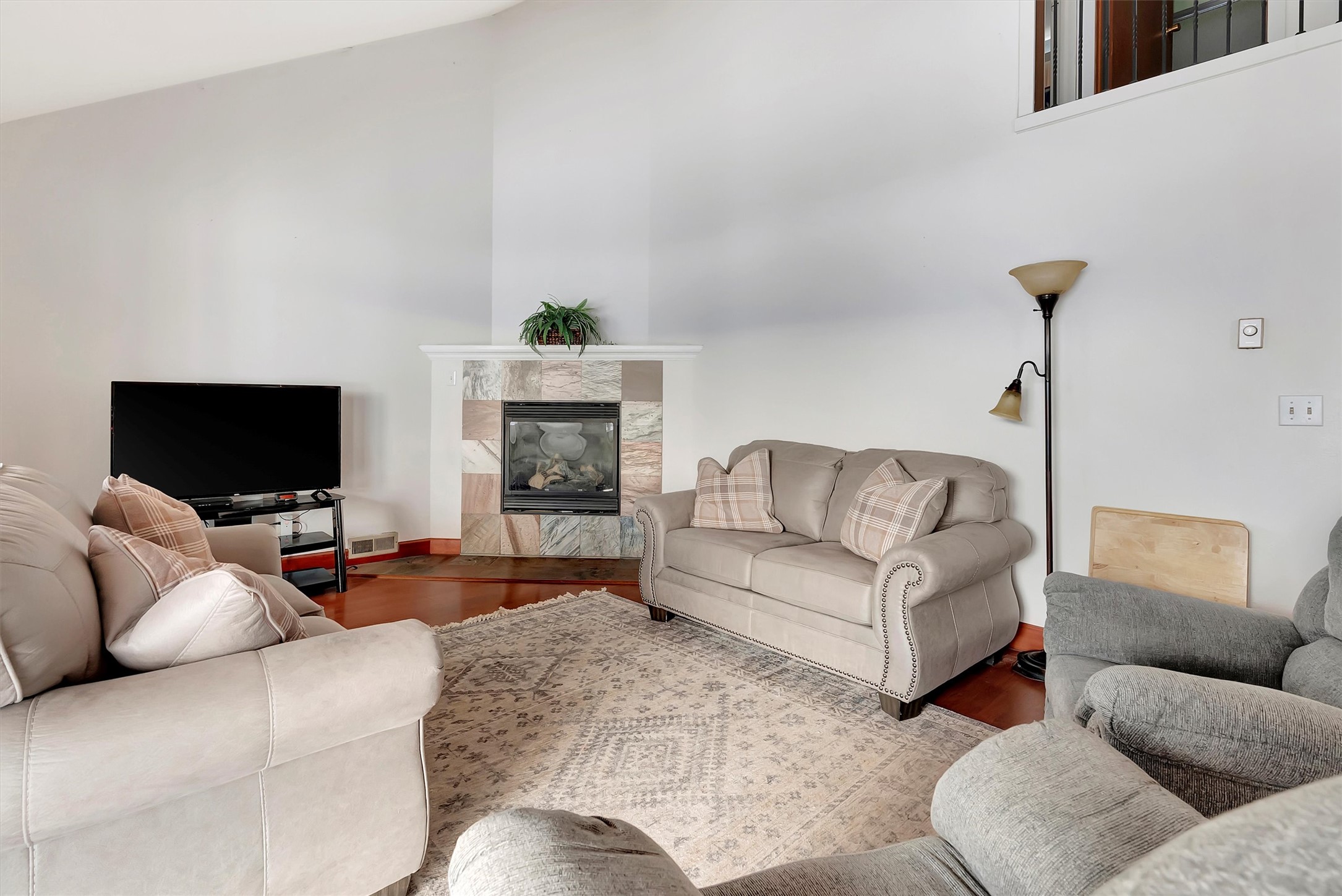 Florence, Montana 59833, United States, 4 Bedrooms Bedrooms, ,2 BathroomsBathrooms,Residential,Pending,14923