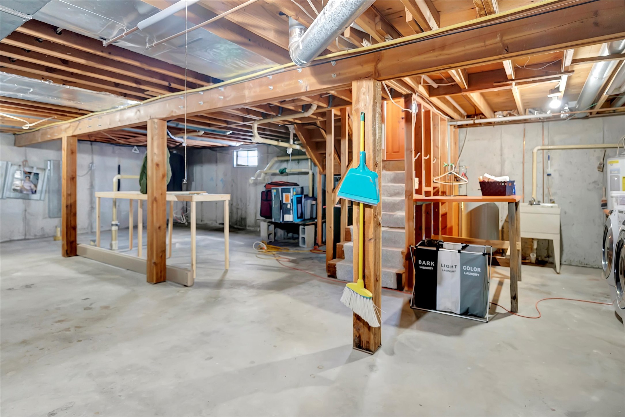 Florence, Montana 59833, United States, 4 Bedrooms Bedrooms, ,2 BathroomsBathrooms,Residential,Pending,14923